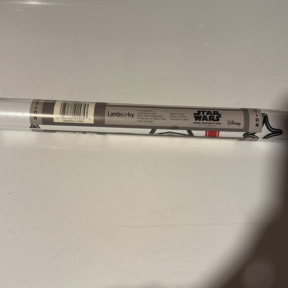 Lambs & Ivy Star Wars Classic Wall Decals - Yoda, Darth Vader, R2-D2, C-3PO - Picture 3 of 4